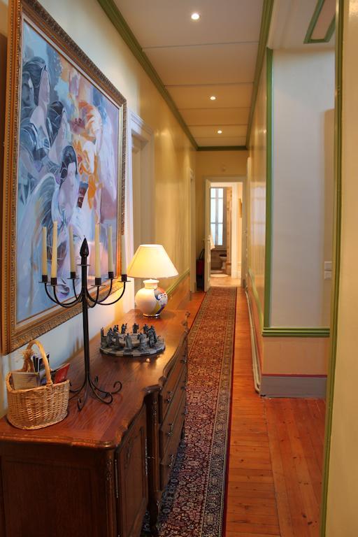 Chateau Des Saveurs Saint-Sauveur-dʼÉmalleville Kamer foto